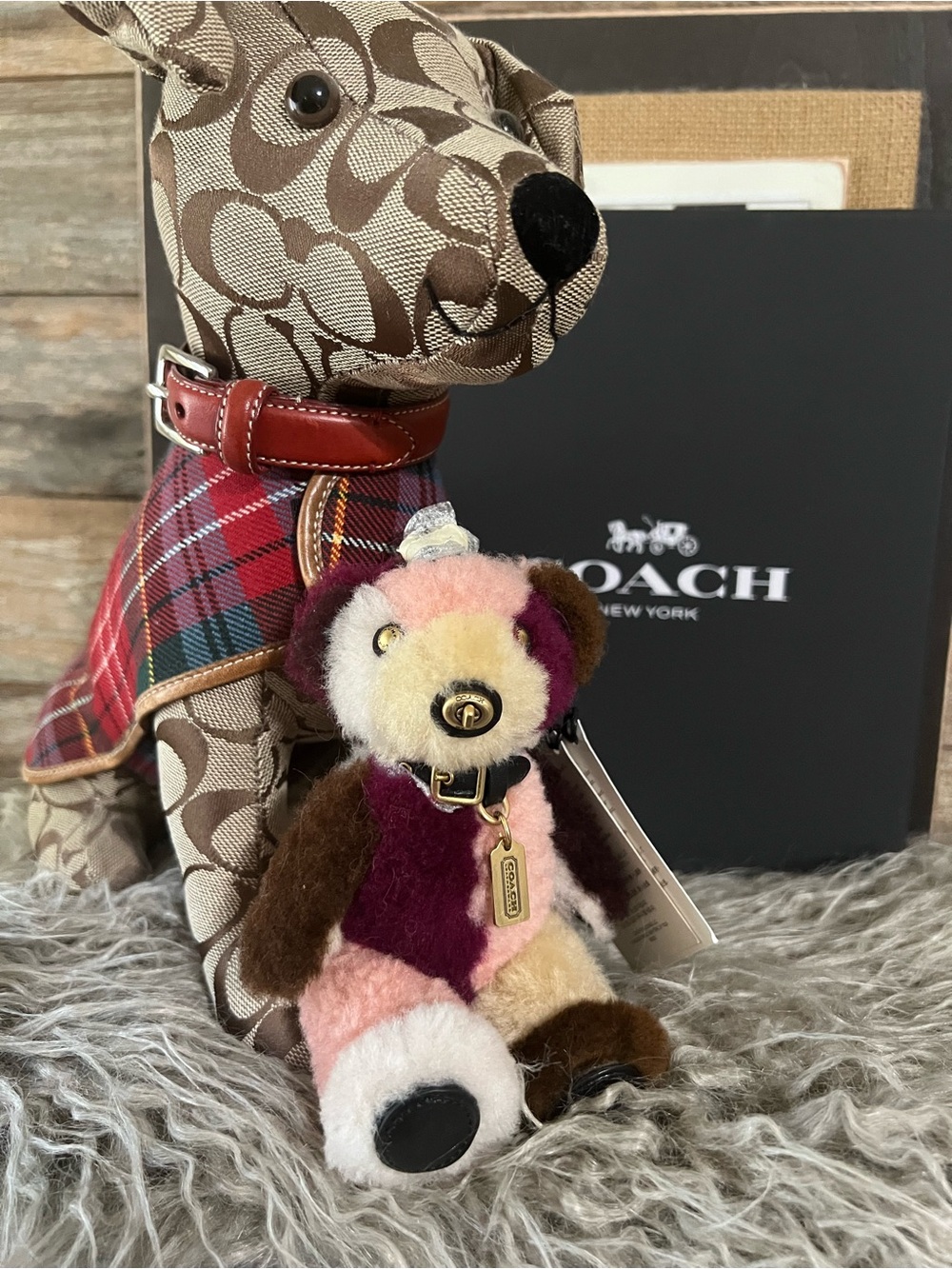 COACH Shearling patchwork bear Bag Charm Keychain - Picture 3 of 4